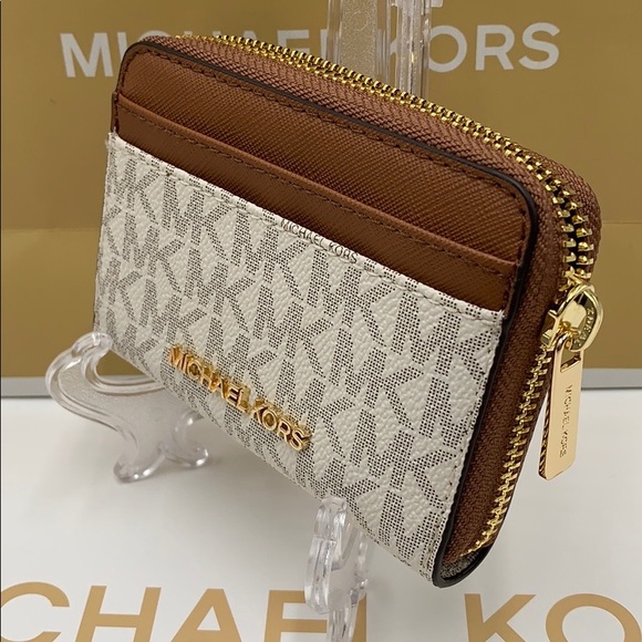 MICHAEL KORS JET SET TRAVEL MD ZA CARD CASE - Picture 1 of 16